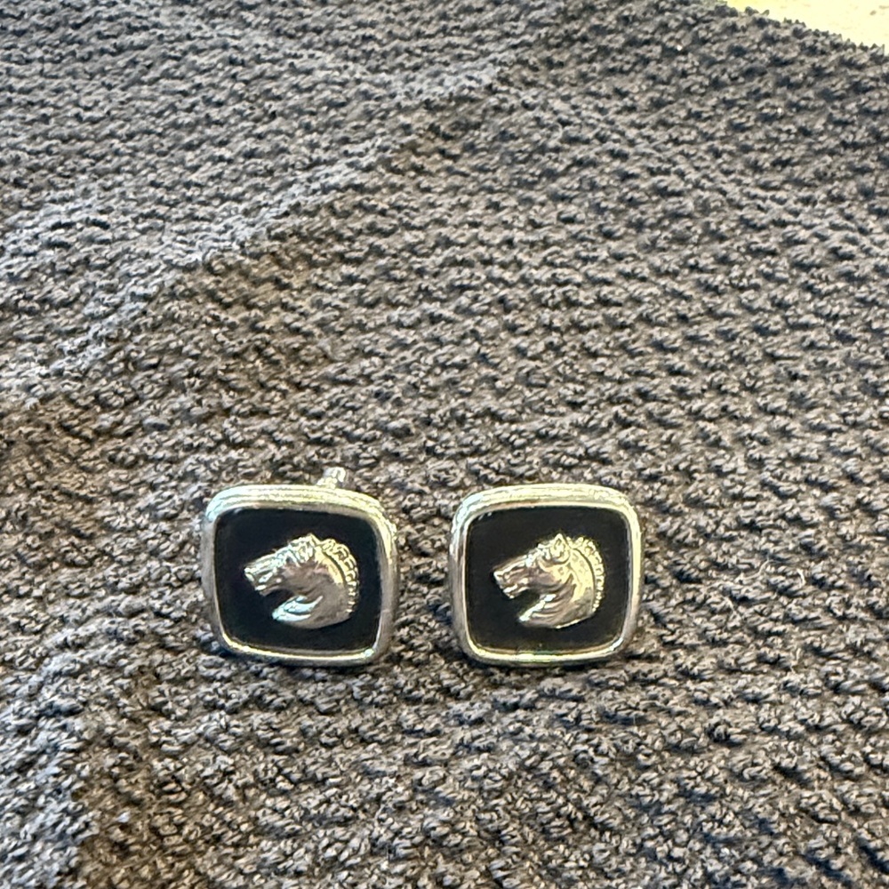 Silver color Horse Cufflinks